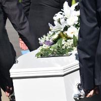 Ile kosztuje pogrzeb w Warszawie? Koszt pogrzebu