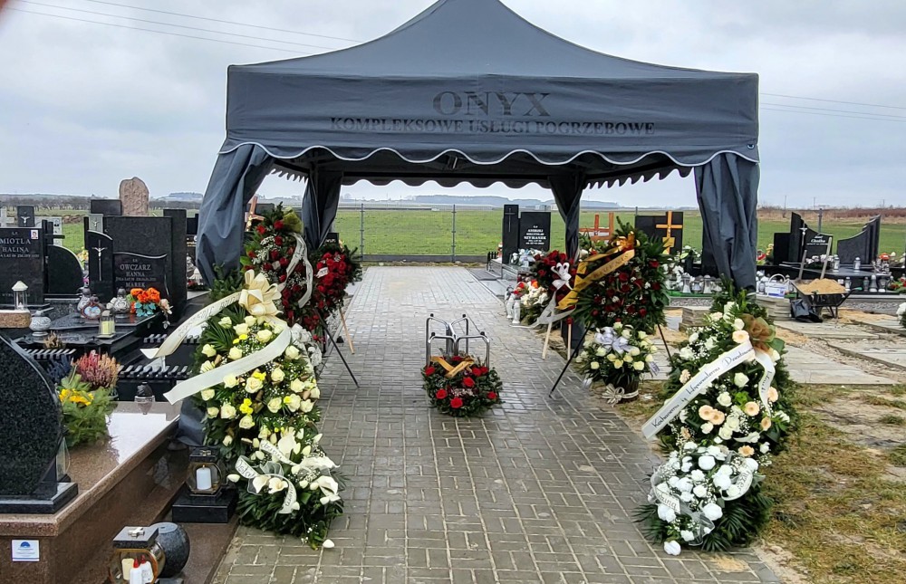 namiot pogrzebowy Onyx