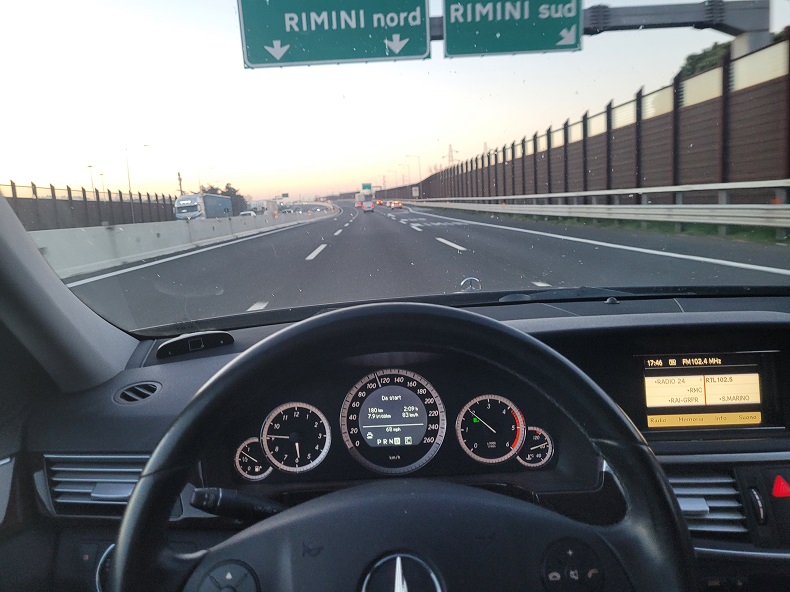 transport zwłok włochy