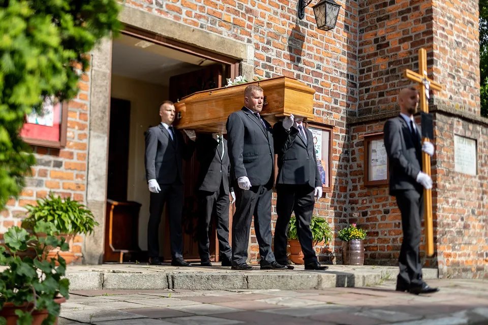 organizacja usług pogrzebowych w Oławie