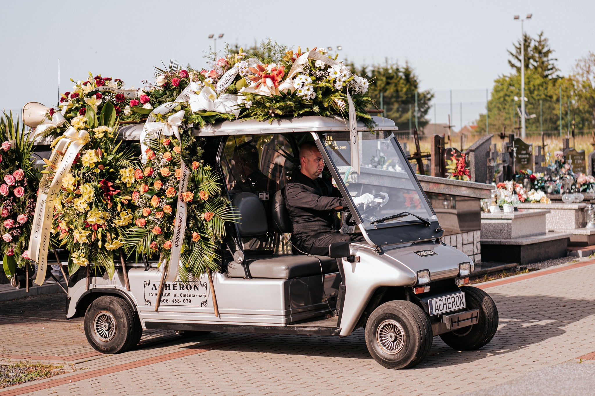 dom pogrzebowy Acheron na cmentarzu w Jarosławiu