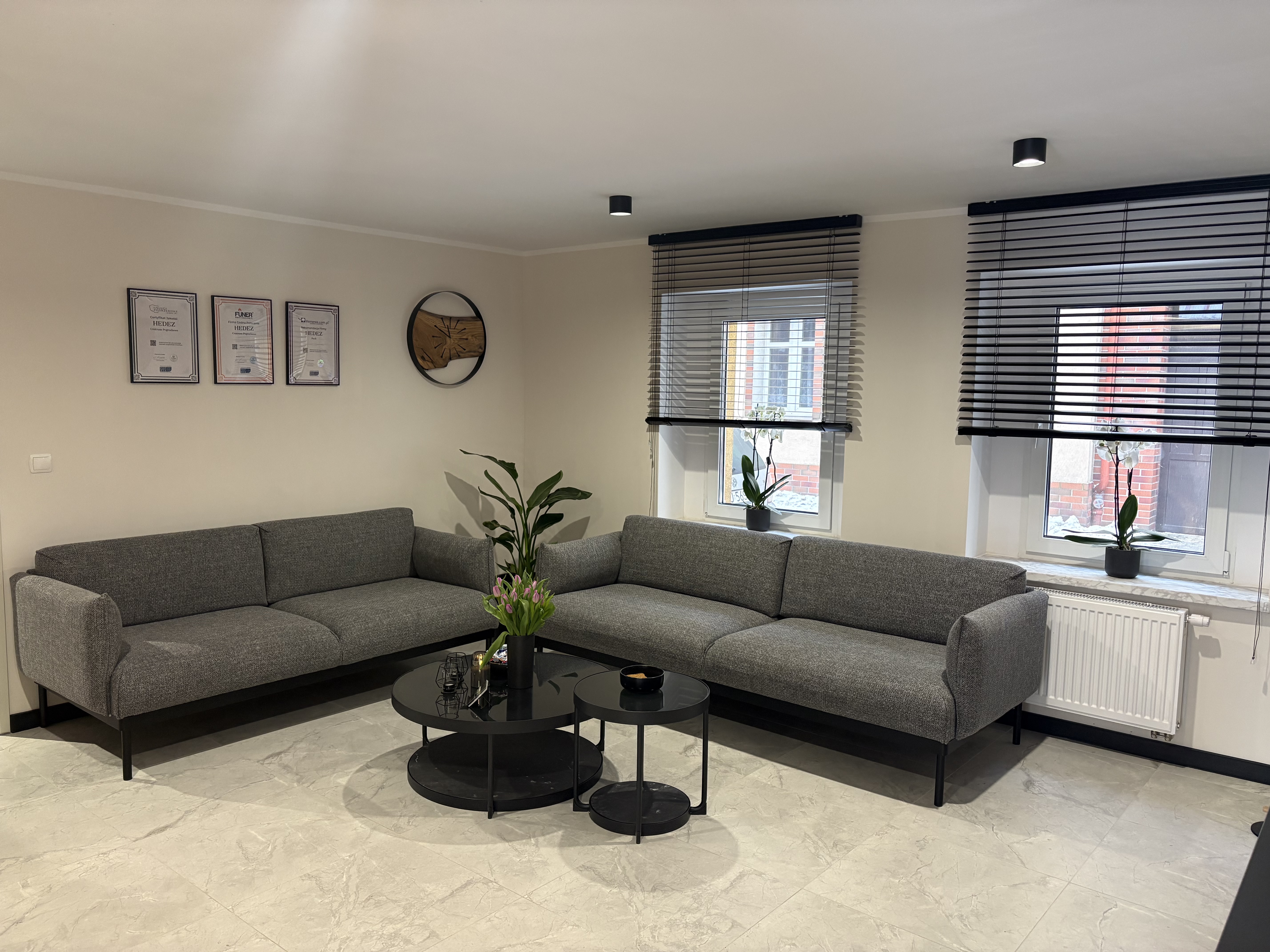 biuro zakładu pogrzebowego hedez w pucku