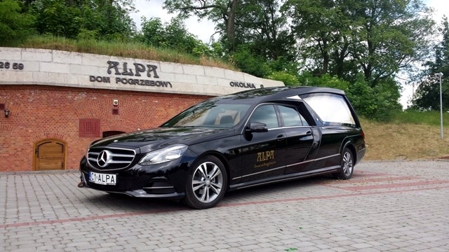 eleganckie usługi pogrzebowe