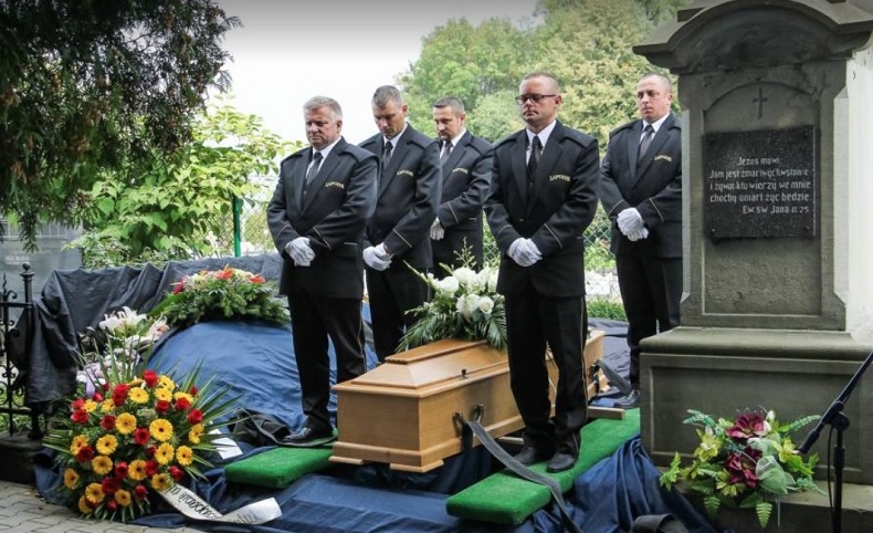 usługi pogrzebowe Brenna, Cieszyn, Dębowiec, Drogomyśl, Goleszów, Górki Wielkie, Simoradz, Ustroń