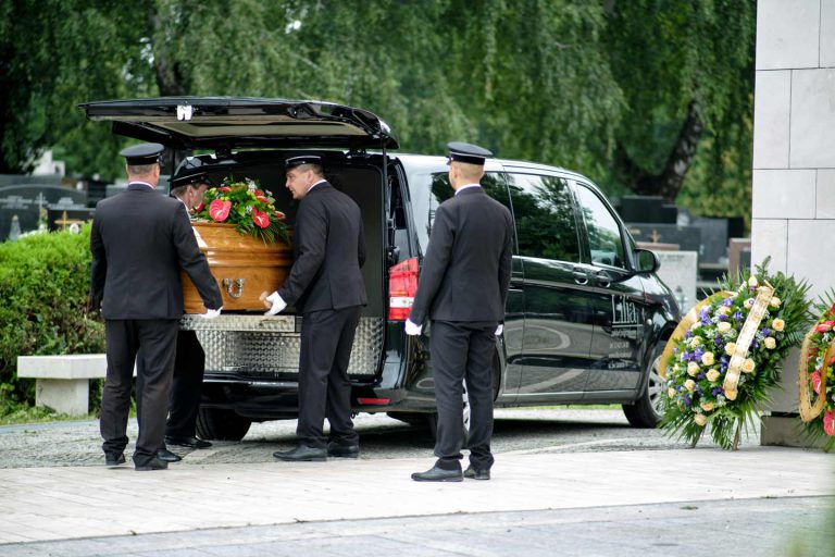 organizacja pogrzebów Lilia Kraków